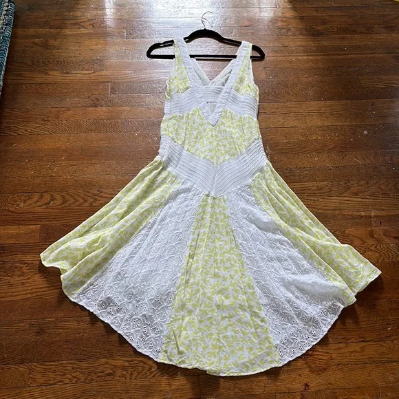 ANTHROPOLOGIE LEIFNOTES Yellow Bird Print Midi Patchwork Eyelet Lace Boho Dress - Picture 8 of 13